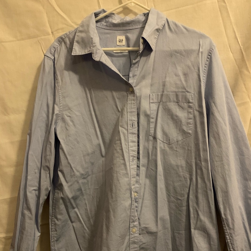 Gap Fitted Boyfriend Button up